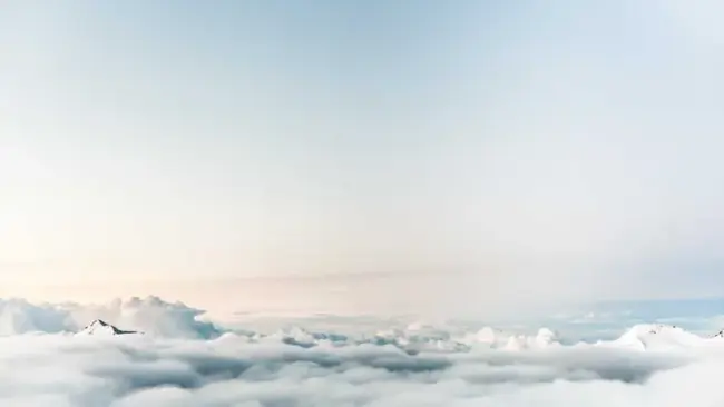How to Build a Self-Updating Knowledge Base Using Claude